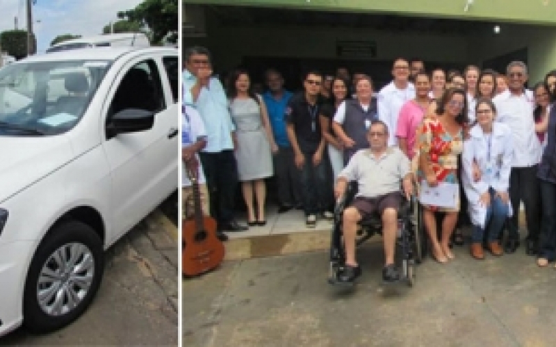 VEICULO É ENTREGUE A SECRETARIA MUNICIPAL DE SAÚDE