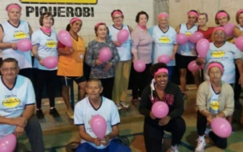 OUTUBRO ROSA NO PROJETO ATIVIDADE FÍSICA E SAÚDE