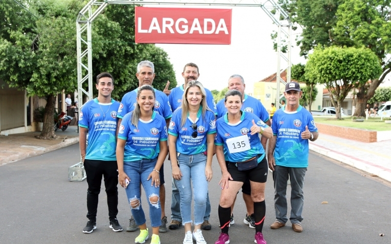 PRIMEIRA CORRIDA E CAMINHADA DE PIQUEROBI