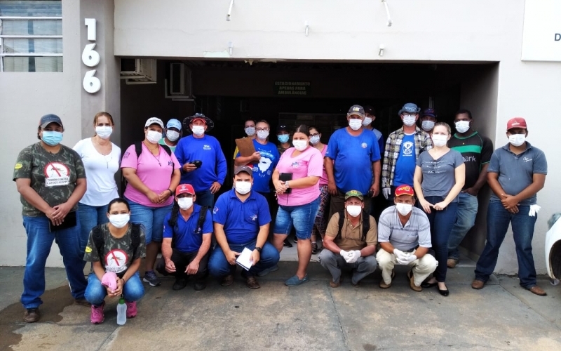 Equipes realizam arrastão contra dengue em cinco bairros nesta quarta-feira (17)