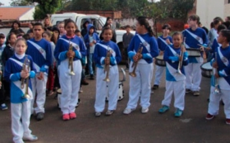 Banda Marcial de Piquerobi abre vagas para novos músicos