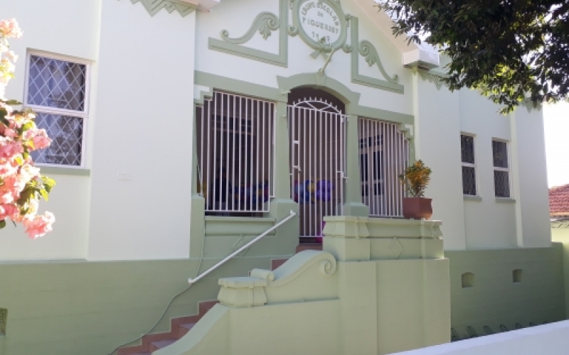 Prefeitura reinaugura escola no município