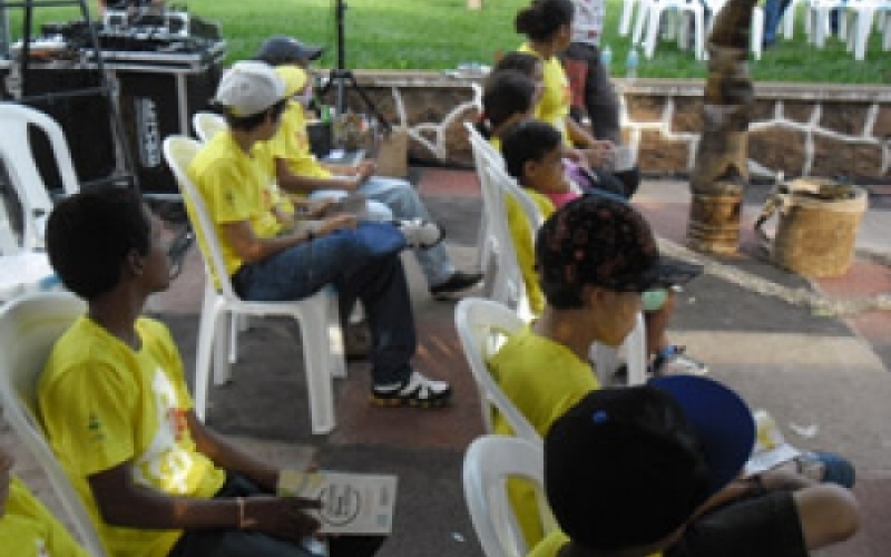 Alunos do projeto Guri prestigiam Circuito Sesc das Artes em Presidnete Venceslau
