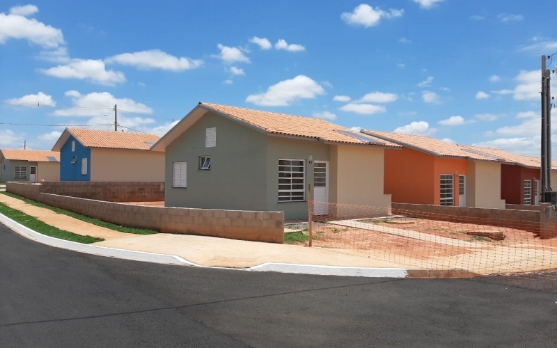 A Prefeitura Municipal de Piquerobi por intermédio do Programa Minha Casa Minha Vida - PMCMV (FAR) torna público, a list