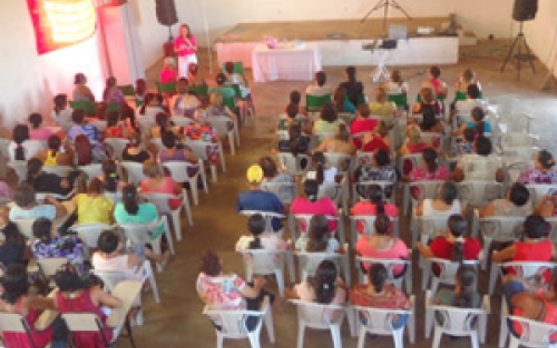 OUTUBRO ROSA luta e prevenção contra o Câncer de Mama em Piquerobi