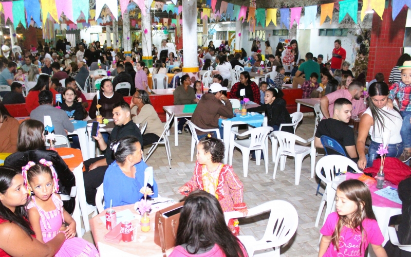 FESTA JUNINA CEMEI TIA MAURA